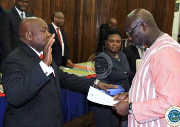 President Weah Administers Oath of Office to Judge Onesimus Barwon of the fourteenth Judicial Circuit CourtEXECUTIVE MANSION