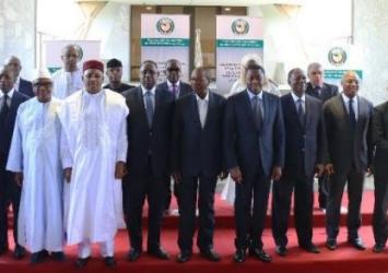 President Weah in a photo session with other head of states at the Summit.EXECUTIVE MANSION