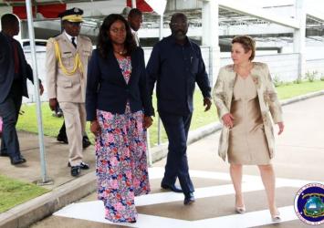 US Ambassador Christine Elder escorts President Weah and First Lady Madam Clar WeahEXECUTIVE MANSION